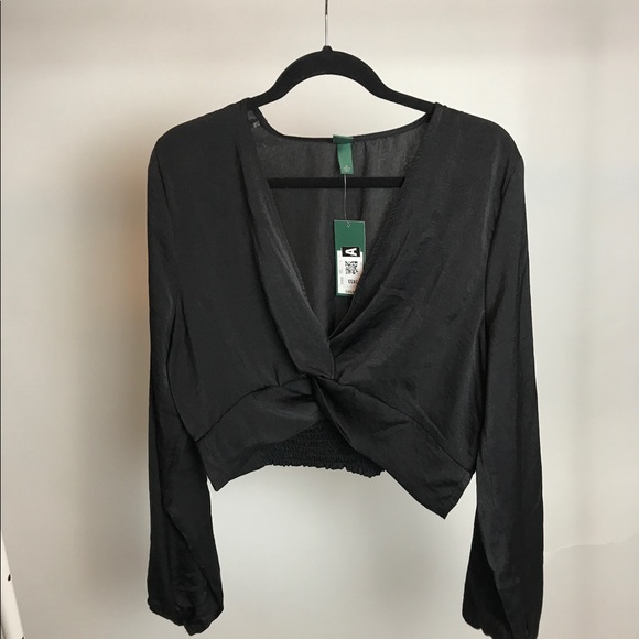 Silk Crop Top - Picture 2 of 2